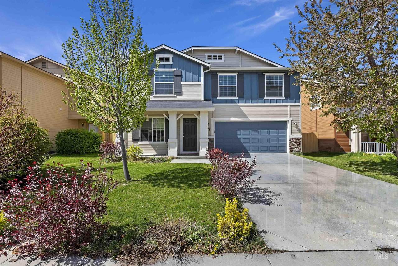 5571 Pepperridge Way - Photo 1