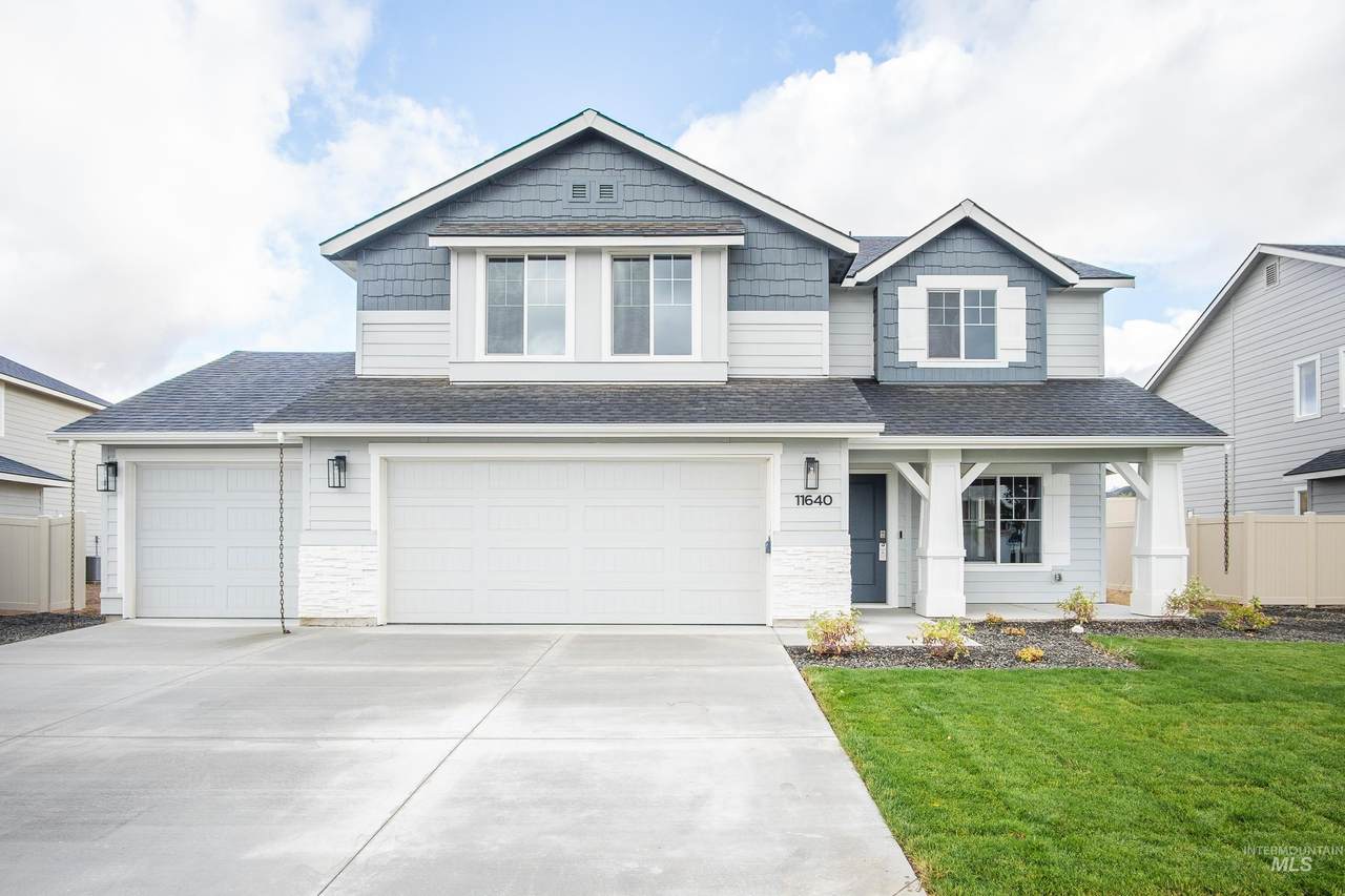 745 Treehouse Way - Photo 1