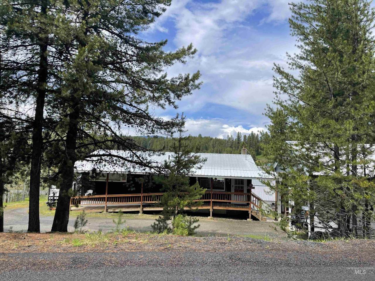 80 Pineway Street - Photo 1