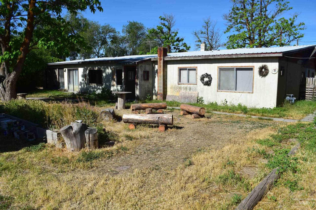 830 13th Street - Photo 1