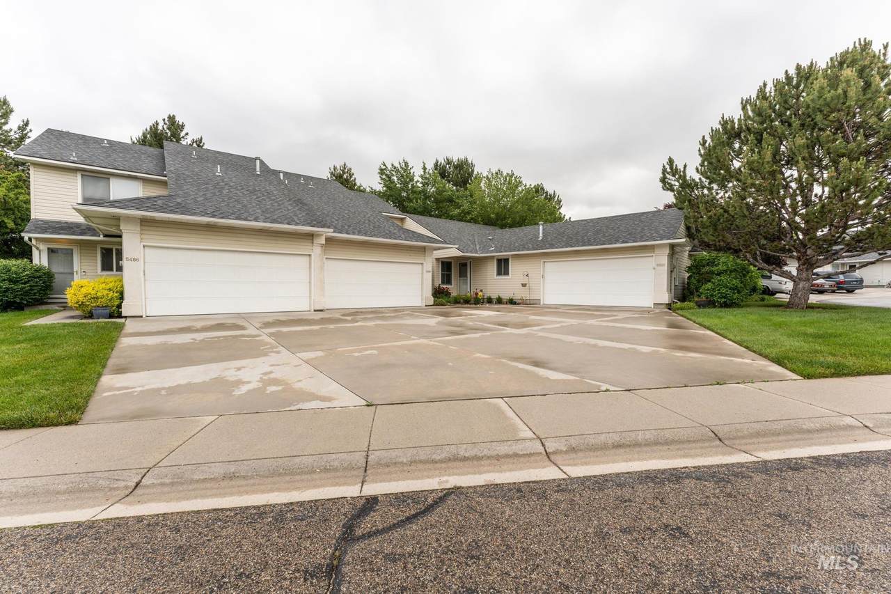 5498 Adonis Pl - Photo 1