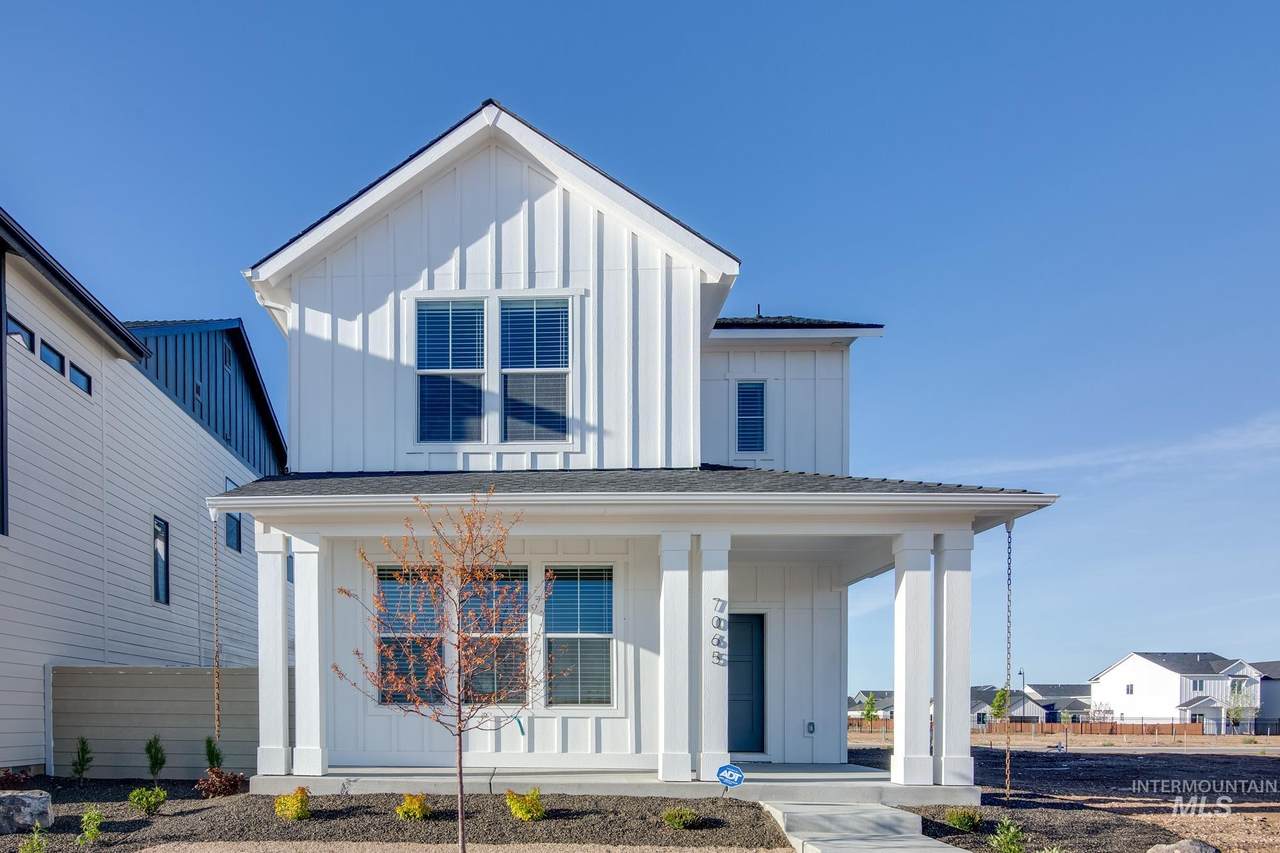 353 Calf Creek Ave - Photo 1