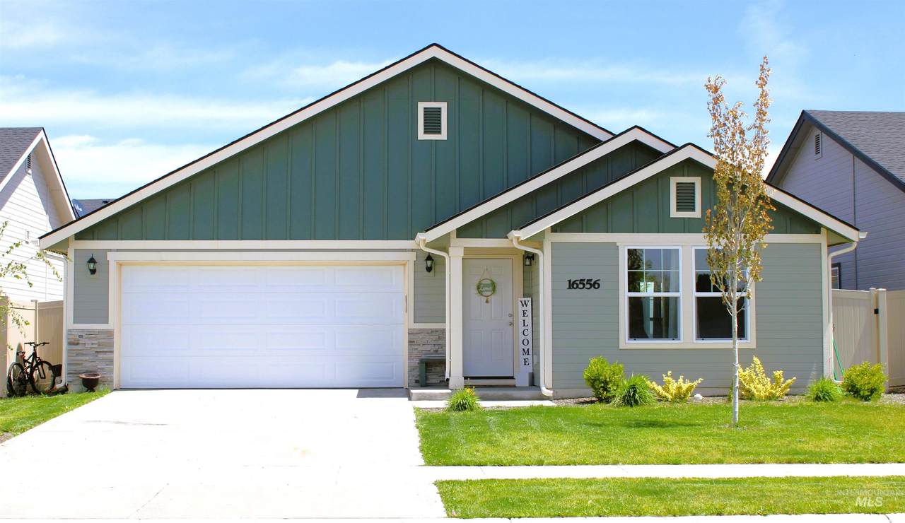 16556 Cypress Ln. - Photo 1