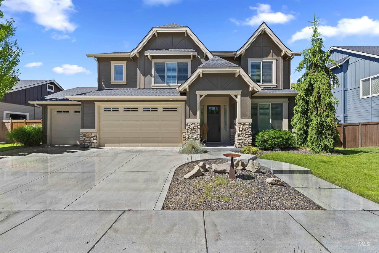 593 Dreyfuss St. - Photo 1