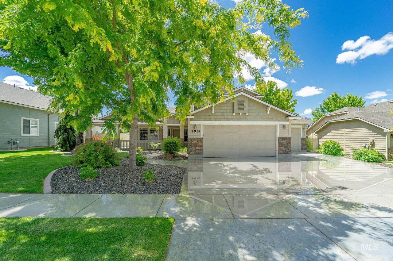 2919 Falcon Drive - Photo 1