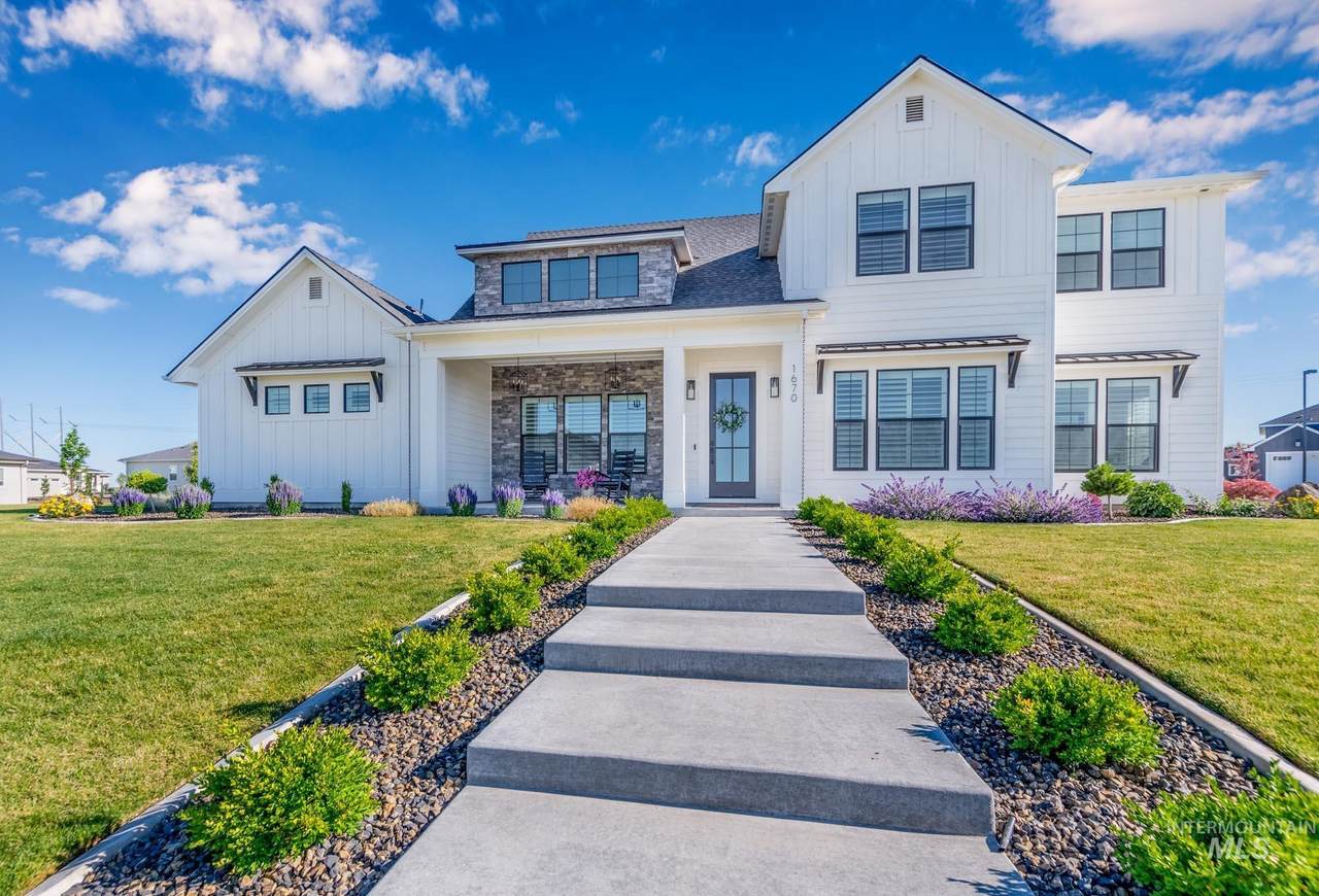 1670 Kamet Ct - Photo 1