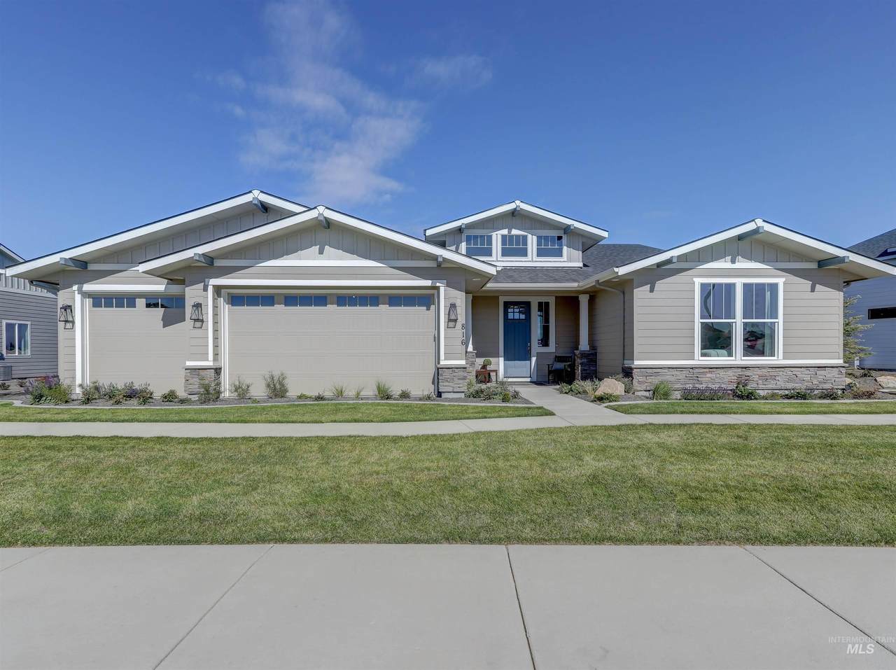8915 Moonglade St. - Photo 1