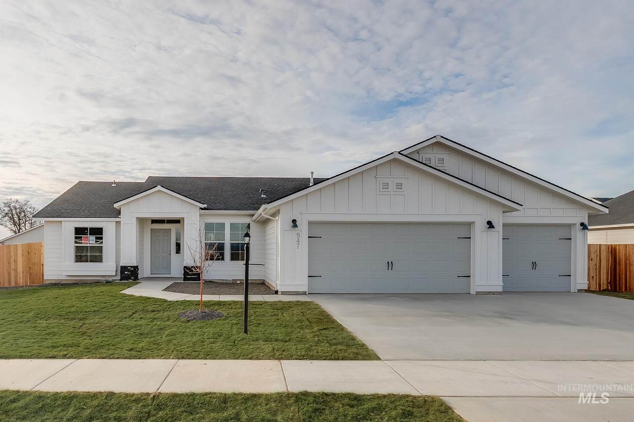 2850 Iditarod Way - Photo 1