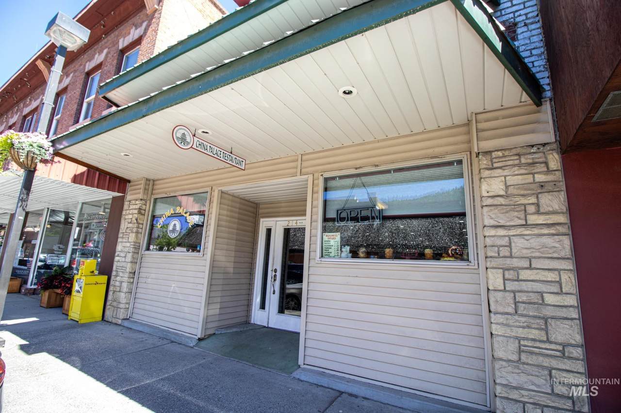 214 Johnson Ave - Photo 1