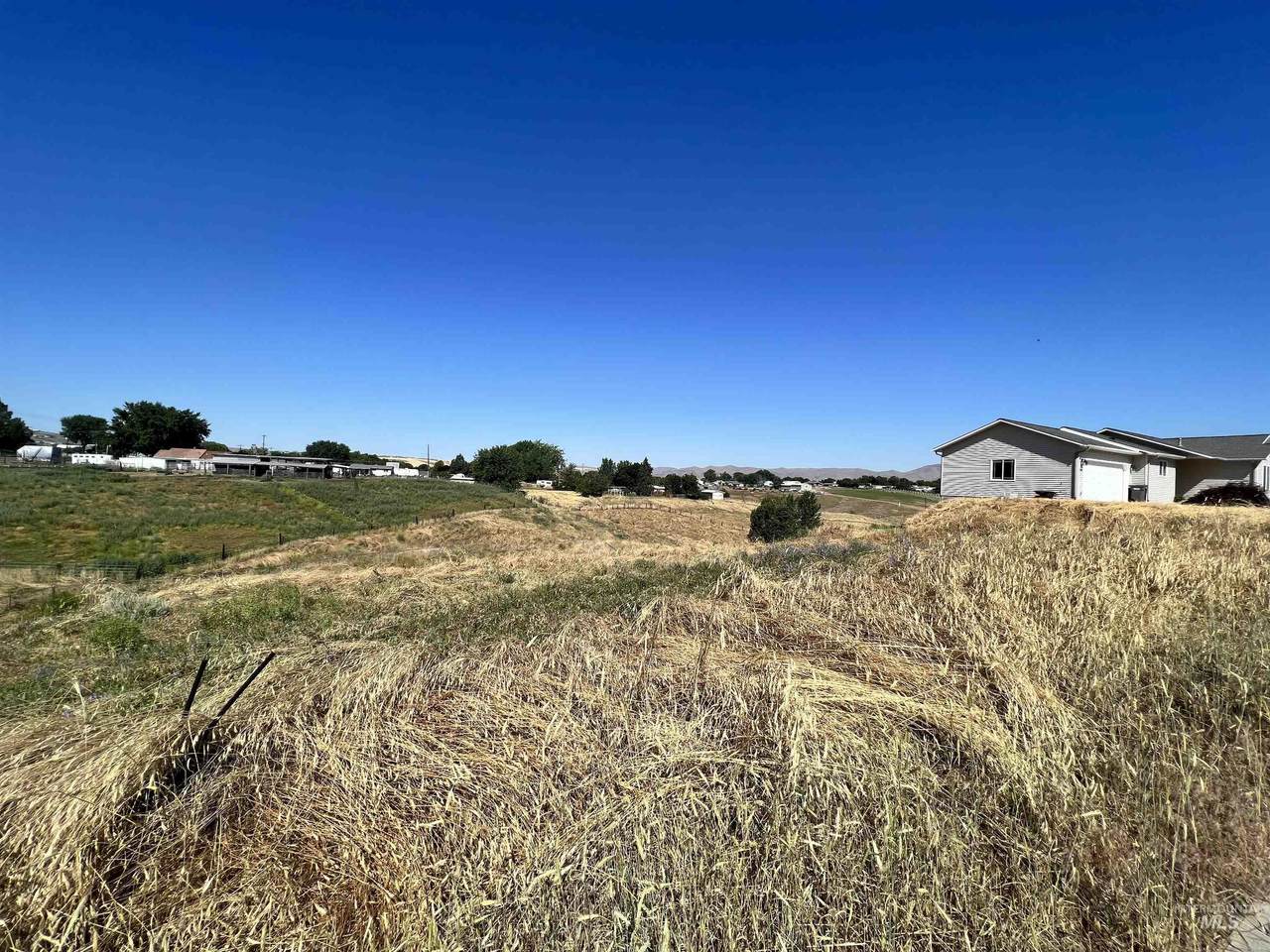 2368 Ridgeview Drive - Photo 1