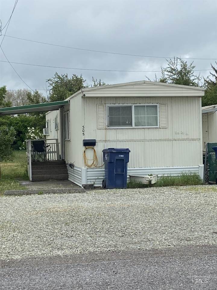 303 E 6th - Photo 1