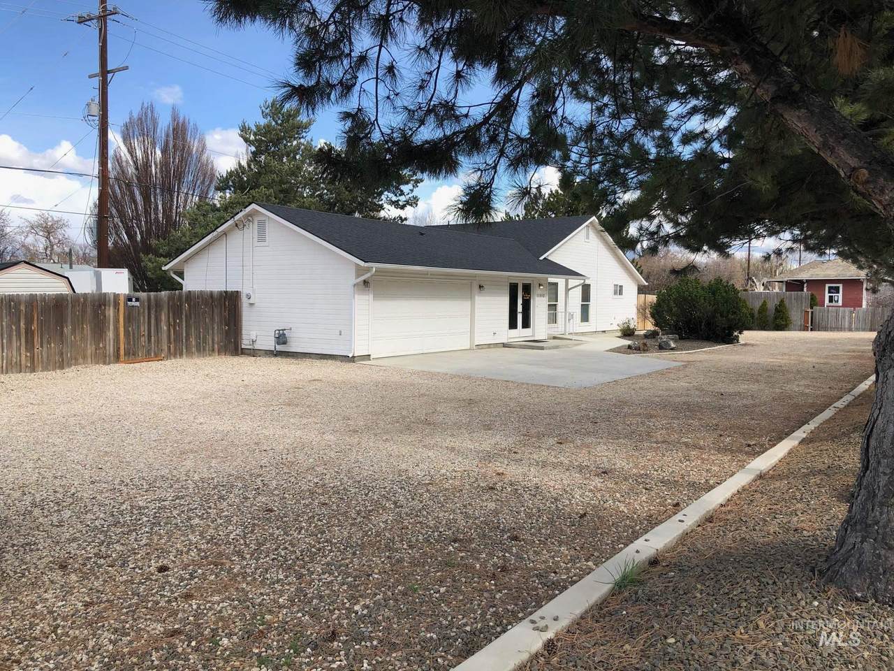 11552 State Street - Photo 1