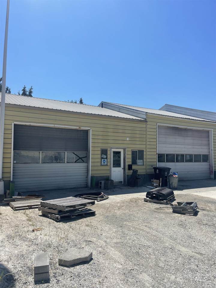 195 Mill Rd. - Photo 1