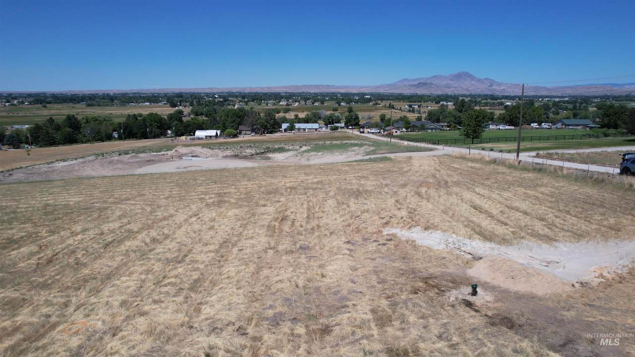 4215 Rocky Point Lane - Photo 1