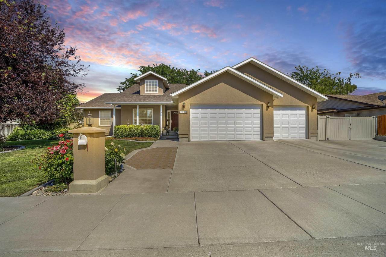 1239 Brundage Circle - Photo 1