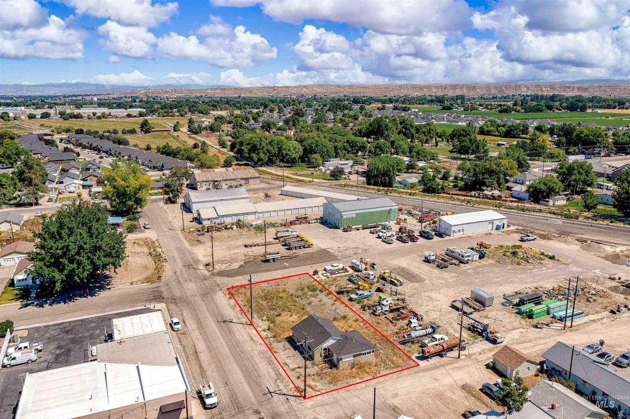 220 & TBD Iowa Ave - Photo 1
