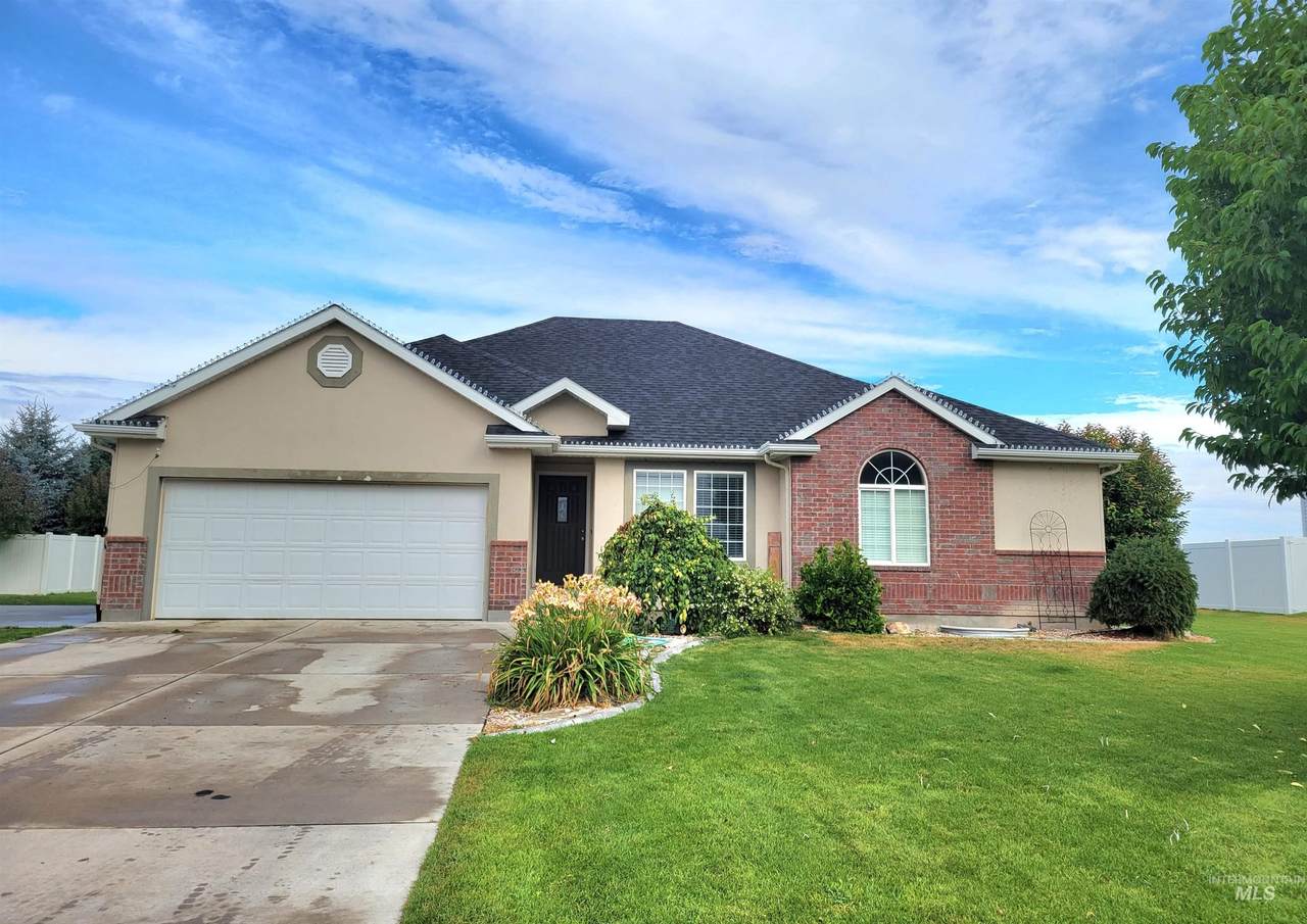 74 Pelican Drive - Photo 1