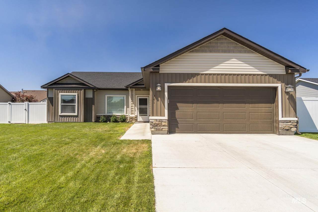 701 Emerald Street - Photo 1