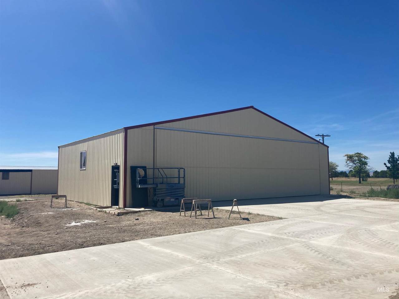2866 Airport Rd Hangar C-07 - Photo 1