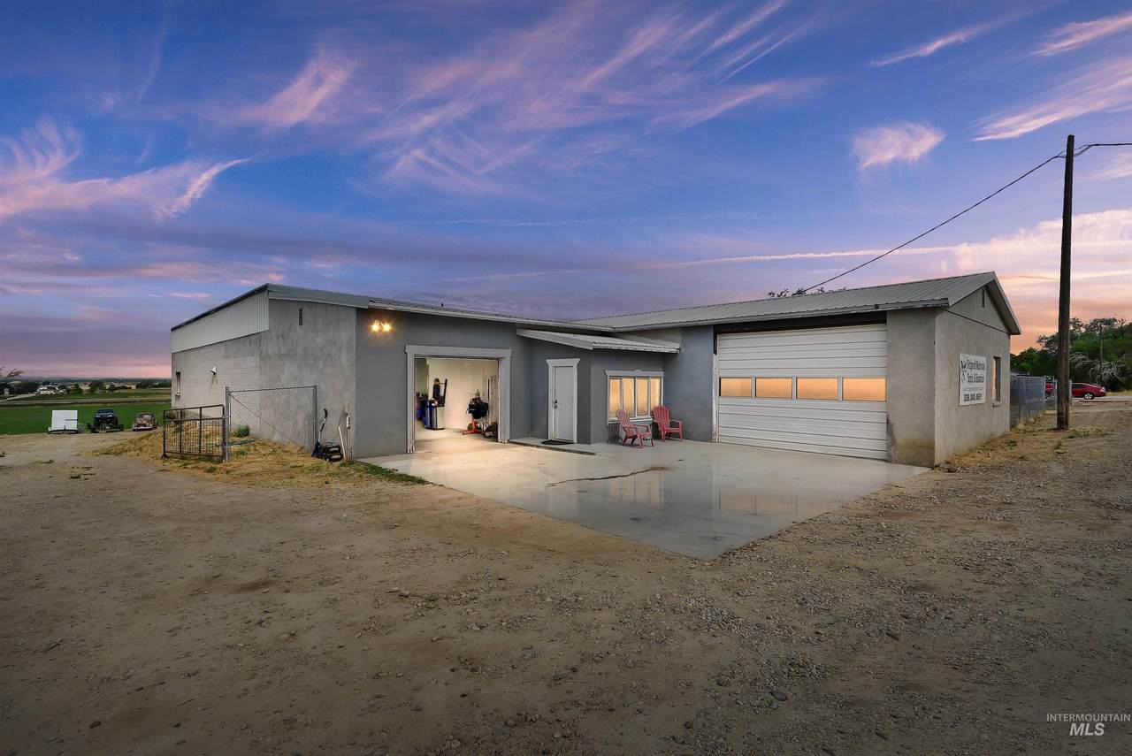 22553 Old Highway 30 - Photo 1