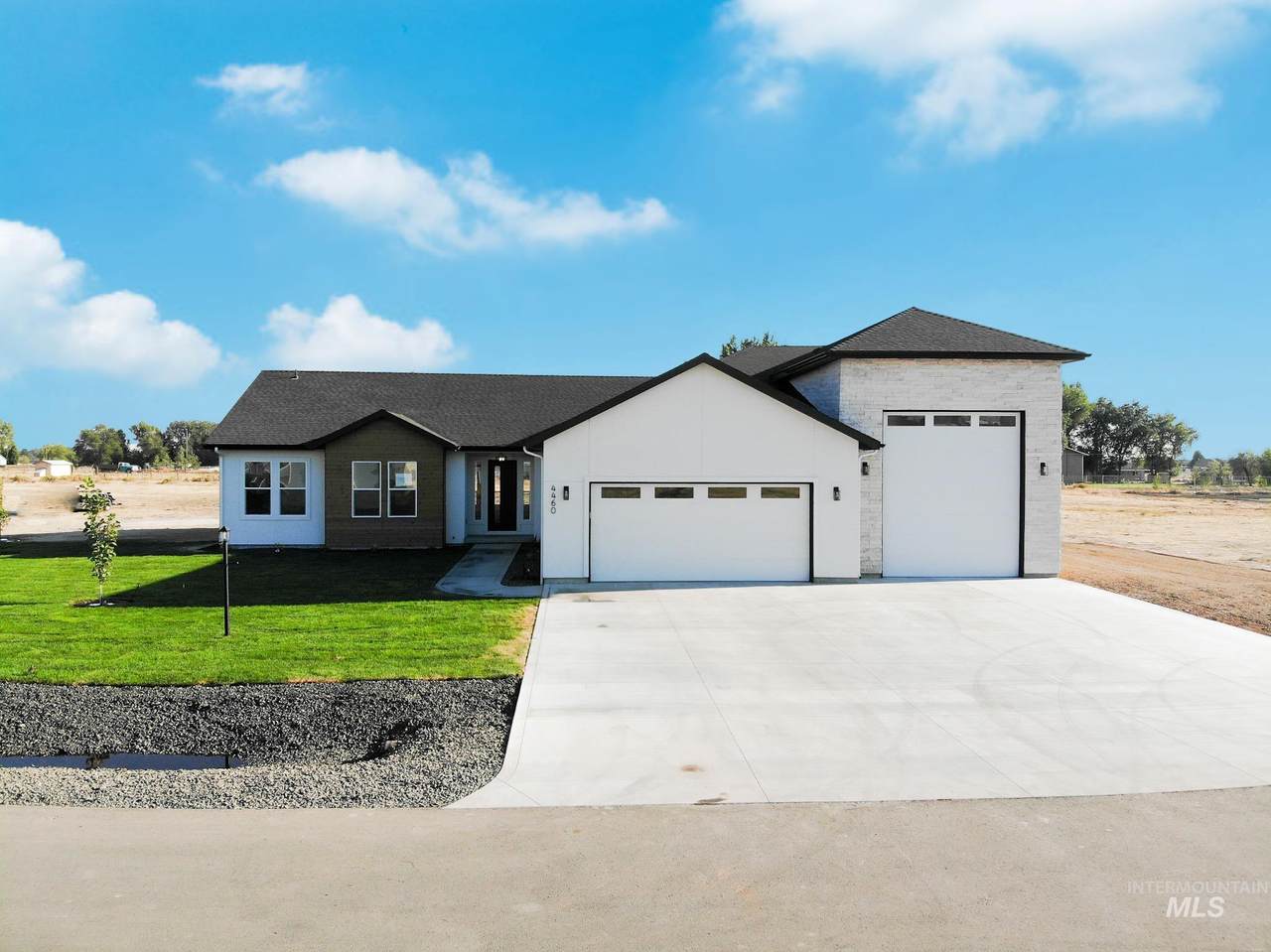 4460 Purple Sage Circle - Photo 1
