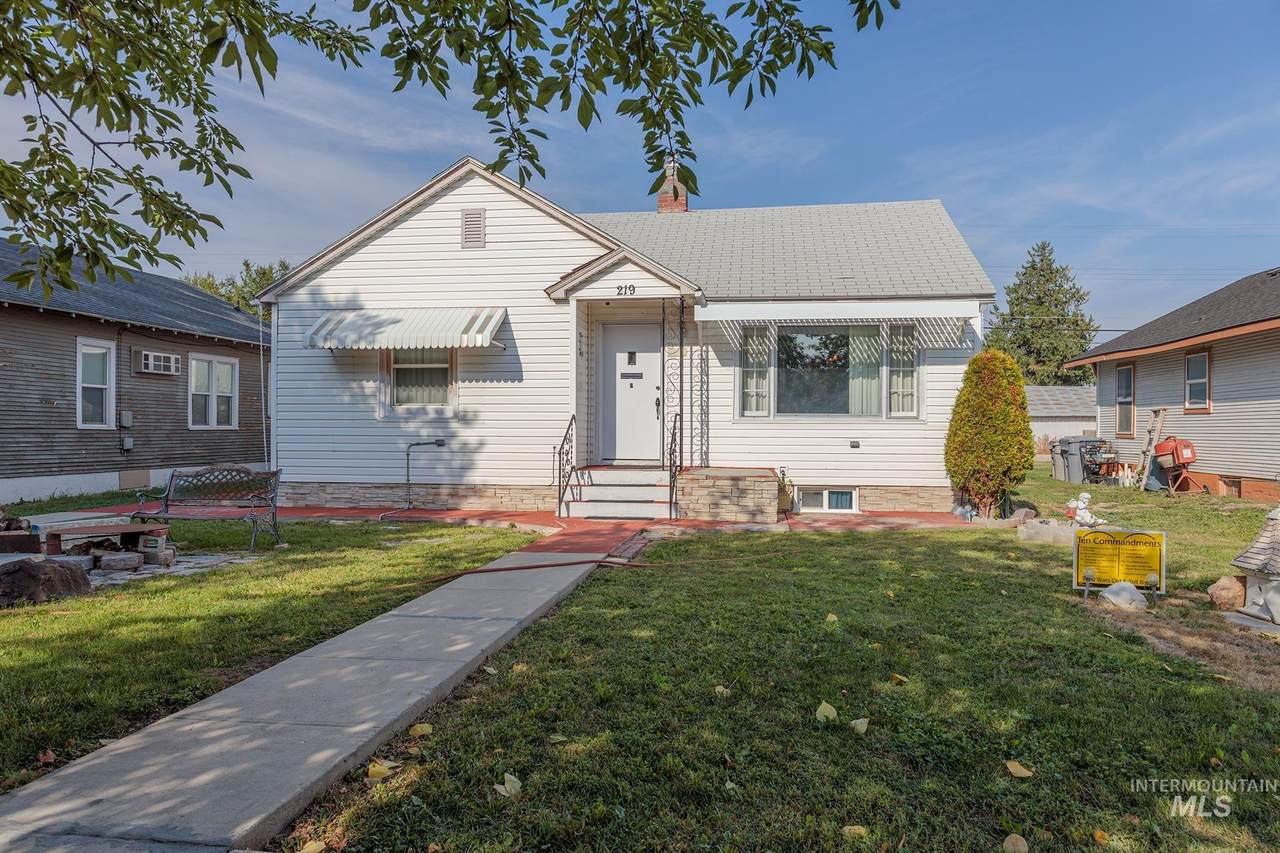 219 and 223 Cleveland Blvd - Photo 1