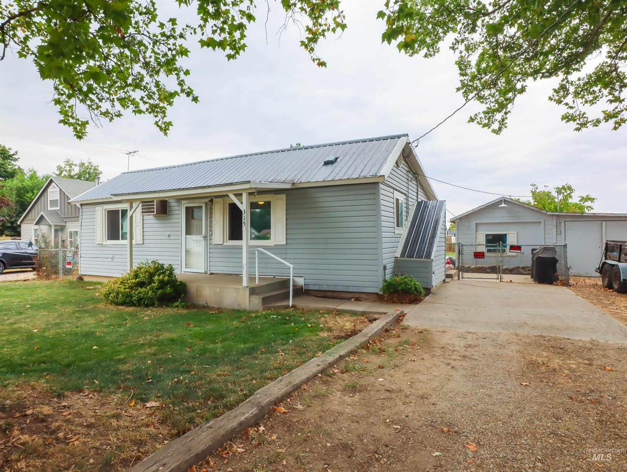 315 1st Street - Photo 1