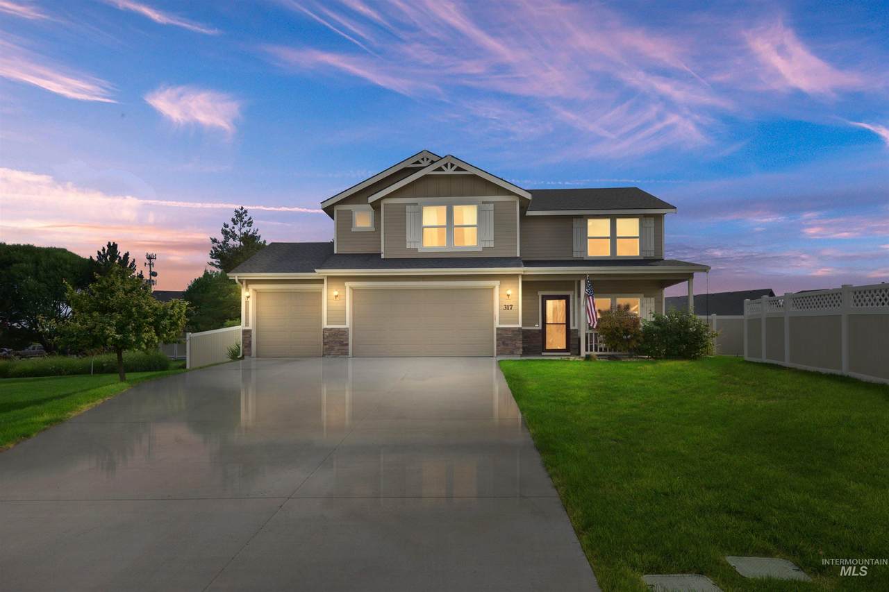 317 Mikyl Ridge Loop - Photo 1