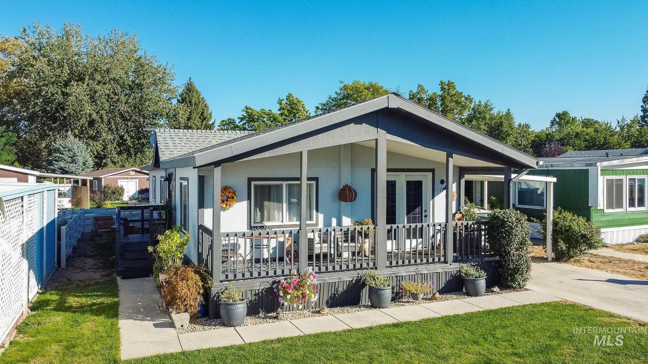 3181 W Alpine St - Photo 1