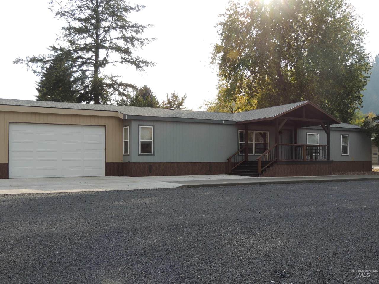 1 Front St - Photo 1