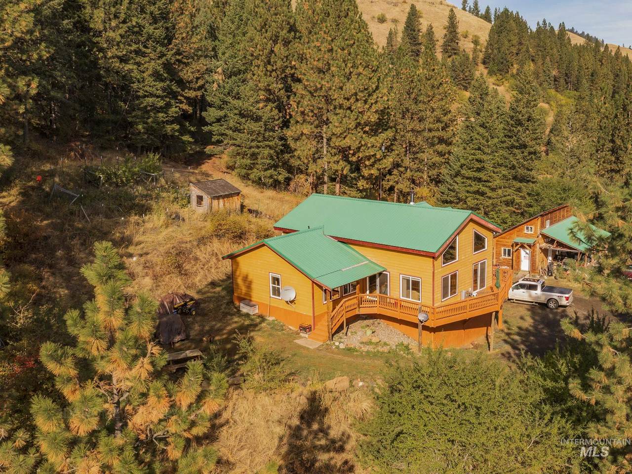 237 Pine Ridge Road - Photo 1