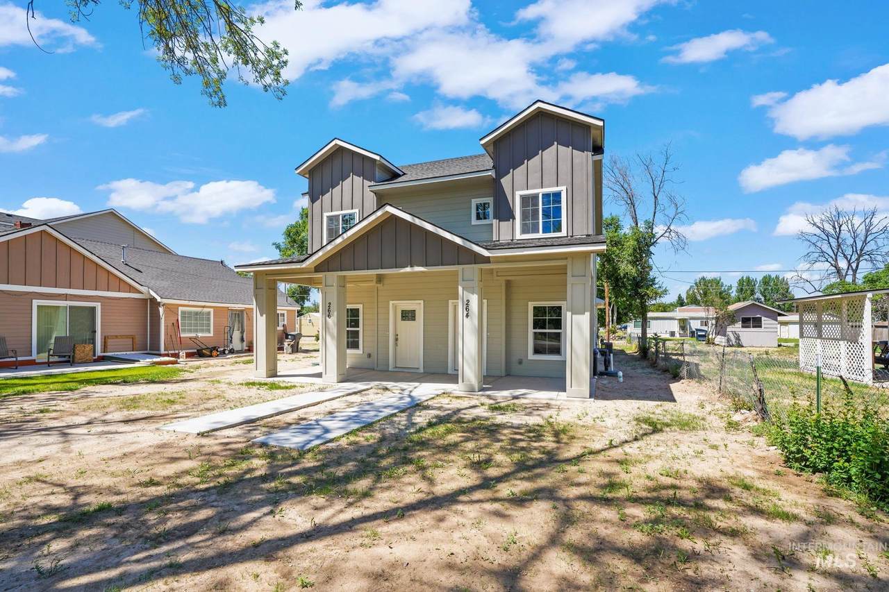 264/266 Ave A - Photo 1