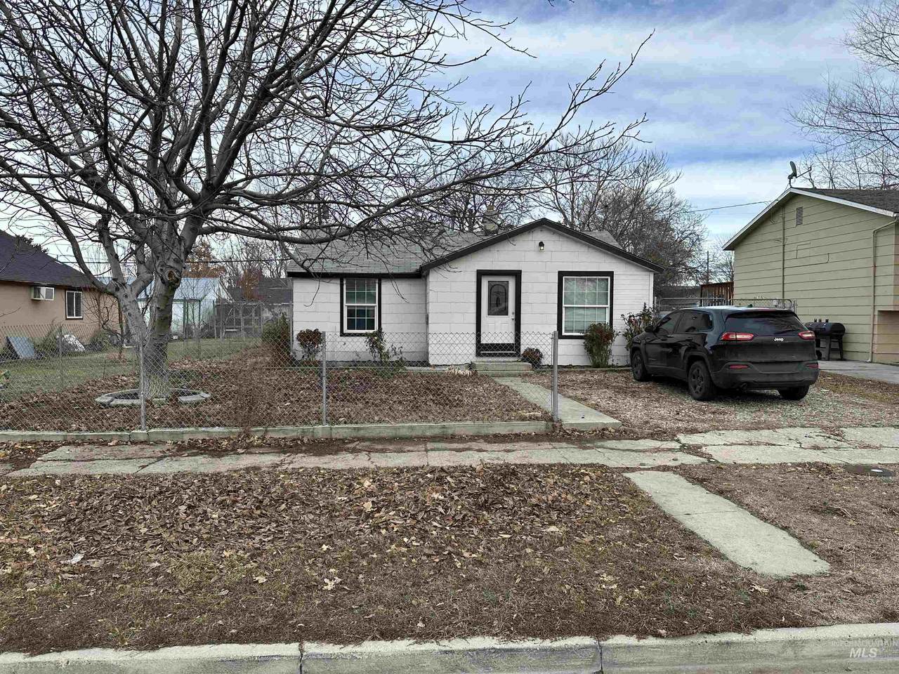 605 Denver - Photo 1