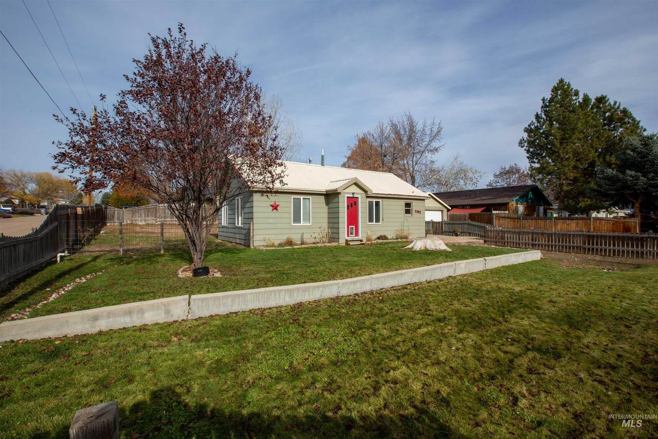 2303 Syringa Ln, Caldwell, ID 83605 (MLS 98895408) Minegar Gamble