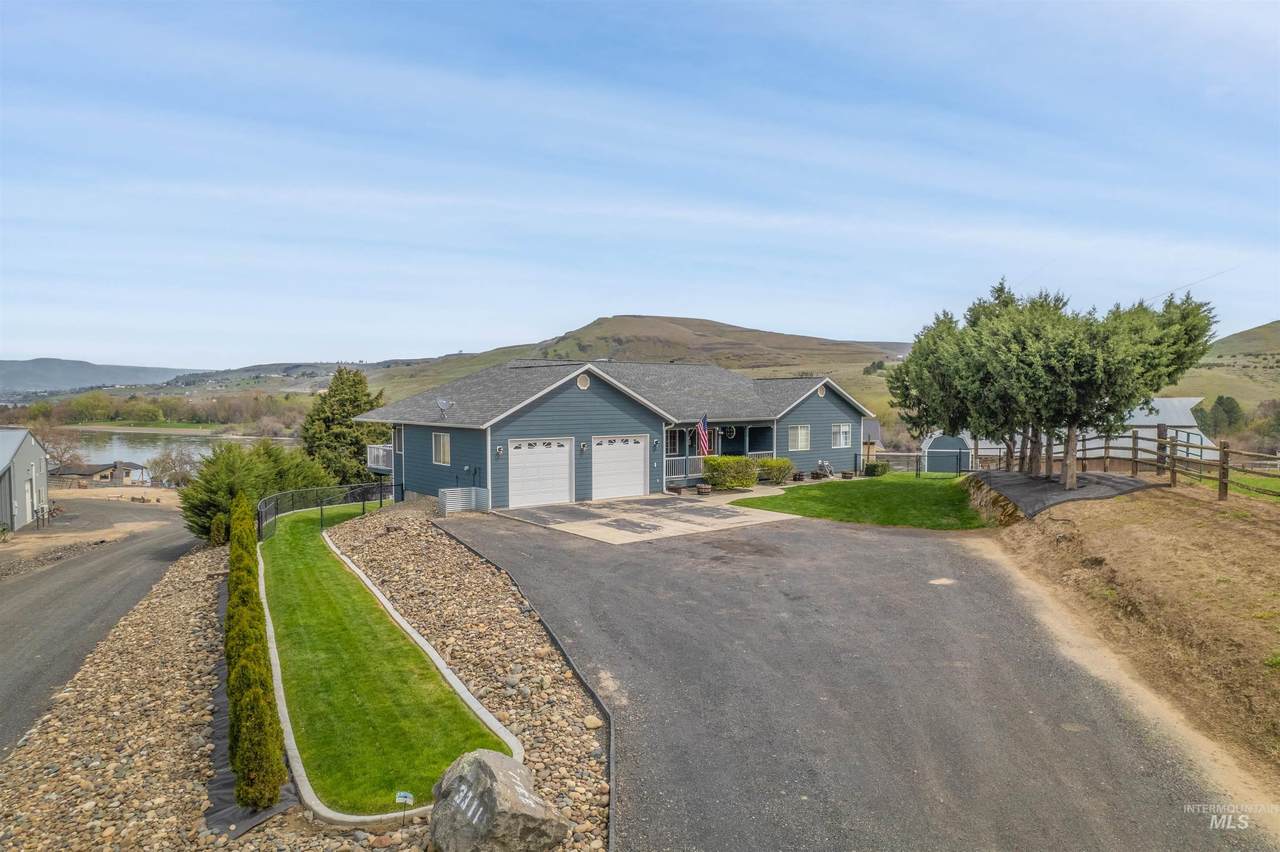 3311 Clemans Road - Photo 1