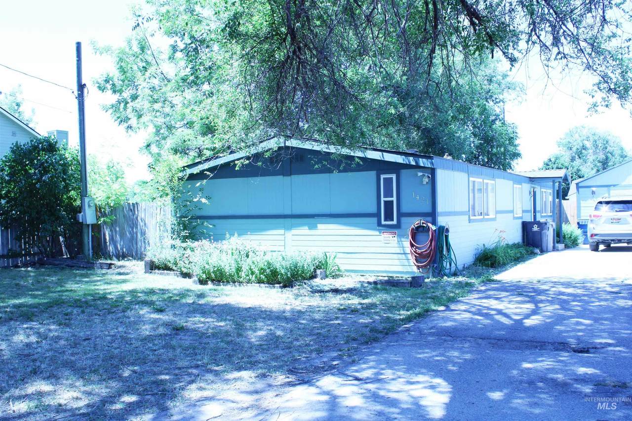 1421 Garland - Photo 1