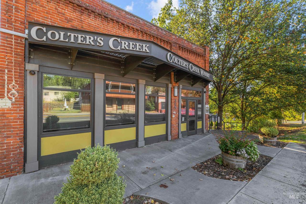 308 Main St - Photo 1