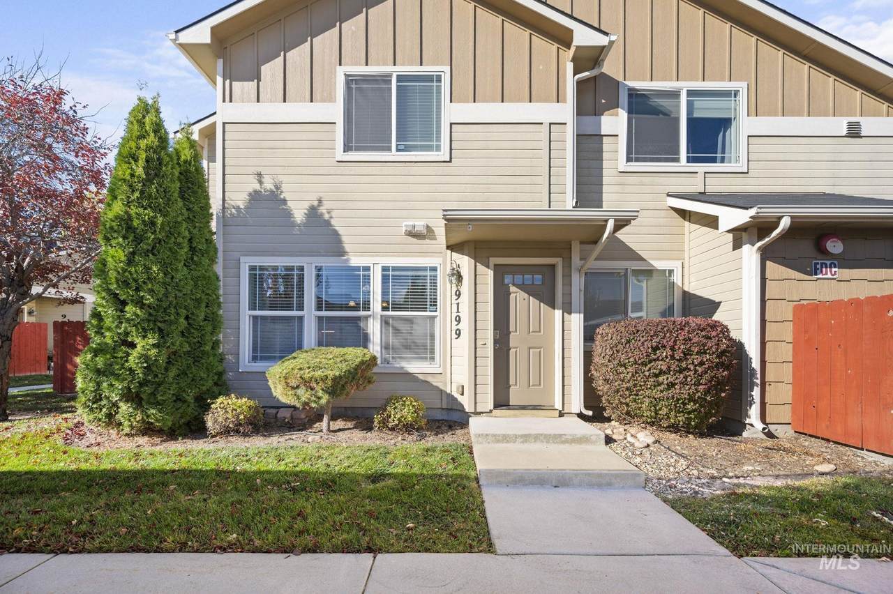 9199 W Brogan Dr - Photo 1