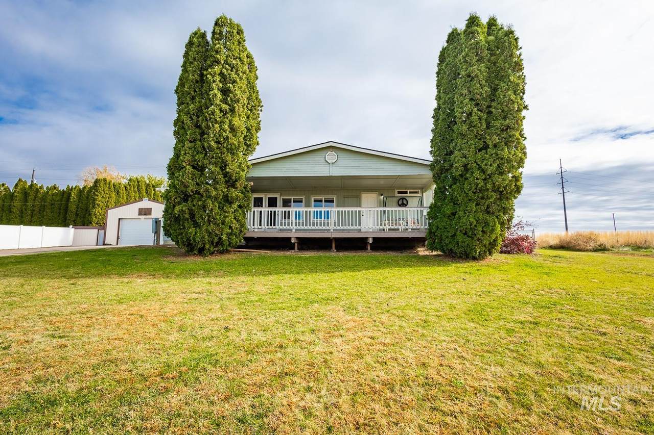 22010 Old Hwy 30 - Photo 1