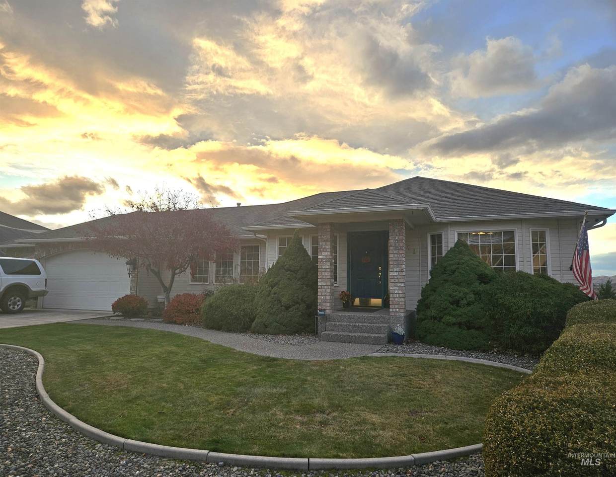 331 Reservoir Dr - Photo 1
