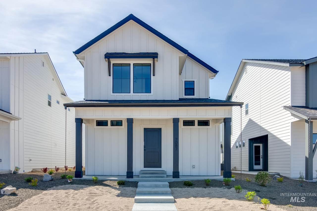 6940 Cheyenne Ave - Photo 1