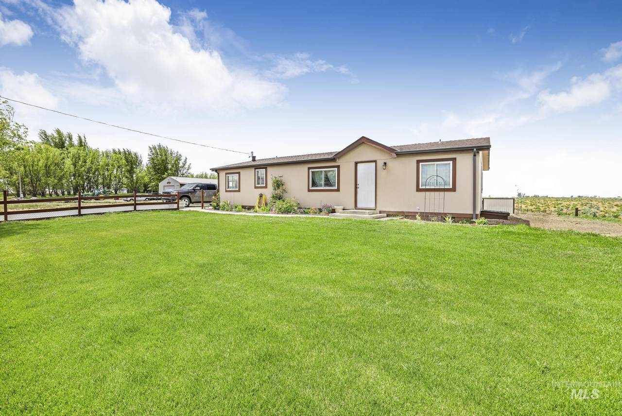 2175 S 1800 E - Photo 1