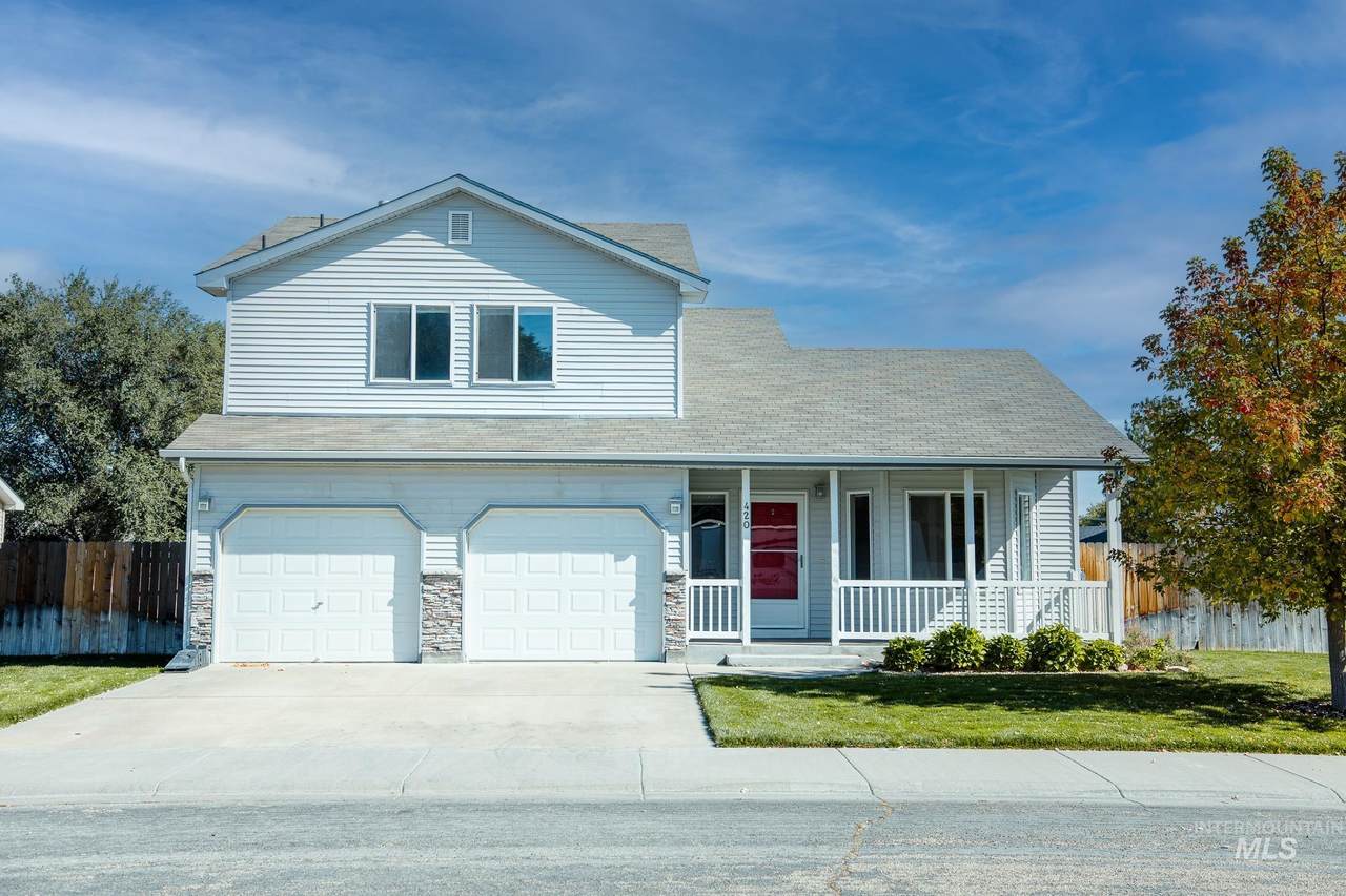 420 Heron Ave - Photo 1