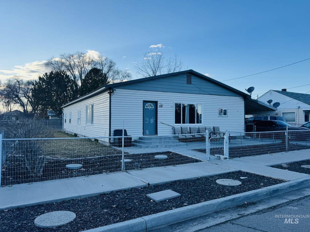 535 15th St. - Photo 1