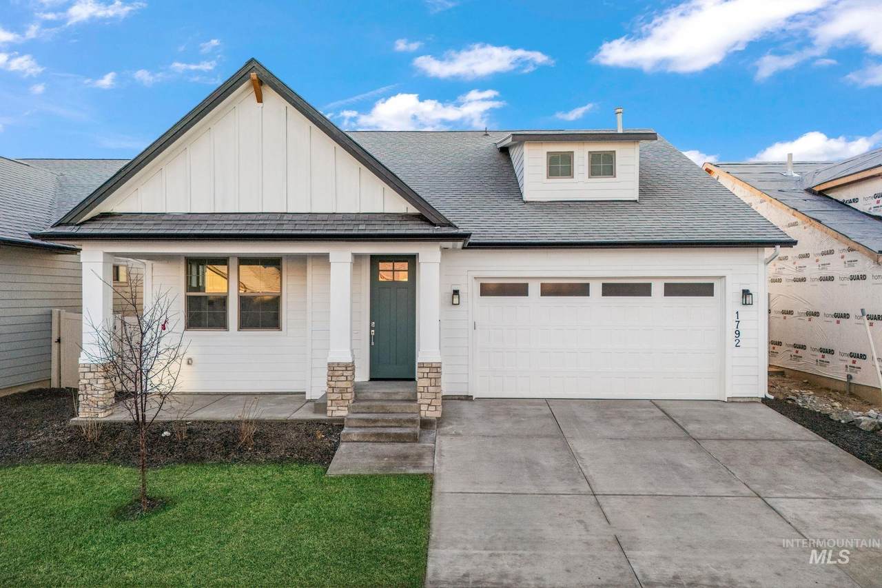 1792 Black Elm Ln - Photo 1