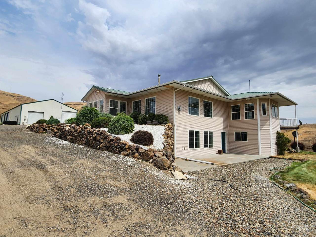 2871 Hwy 12 - Photo 1