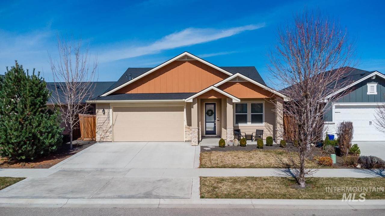 10696 Evelia St - Photo 1