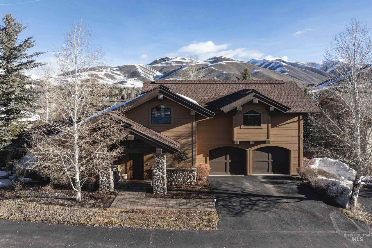 6 Coyote Court - Photo 1