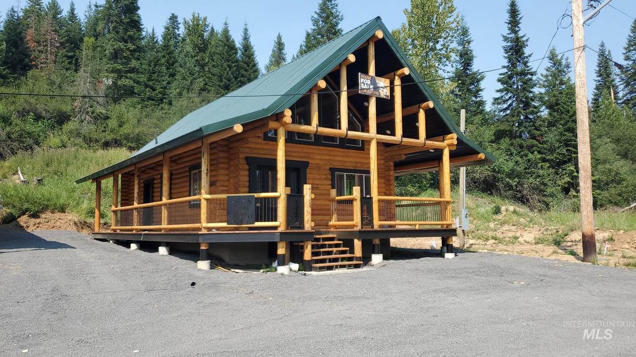 206 Highway St - Photo 1