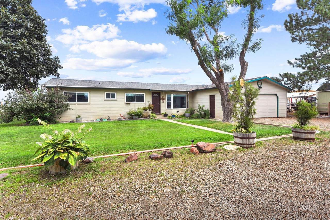 28282 Fox Ln - Photo 1